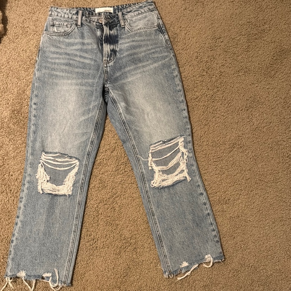 Buckle Blue Ankle Cropped Distressed Jeans
